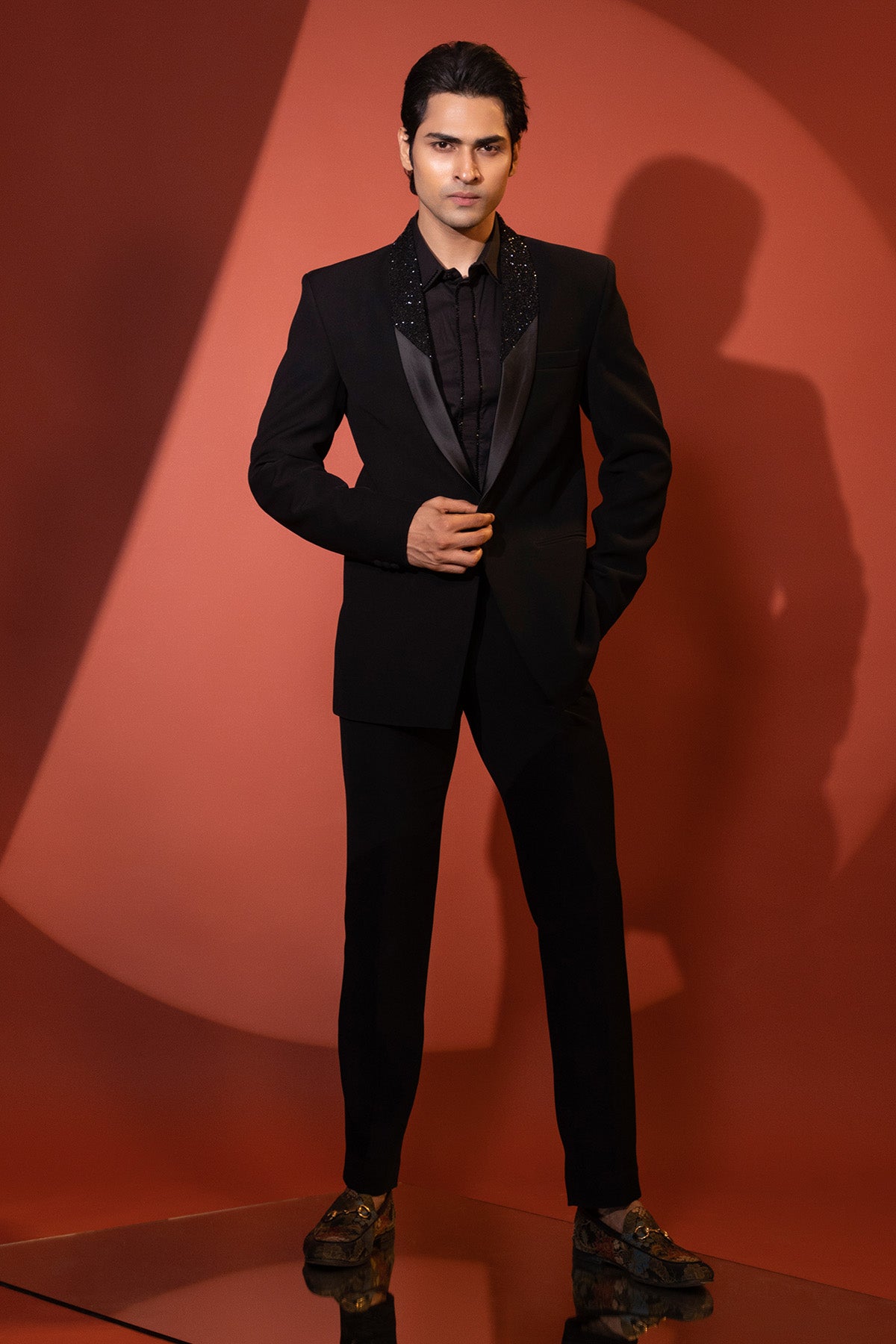 BLACK HALF & HALF LAPEL BLAZER